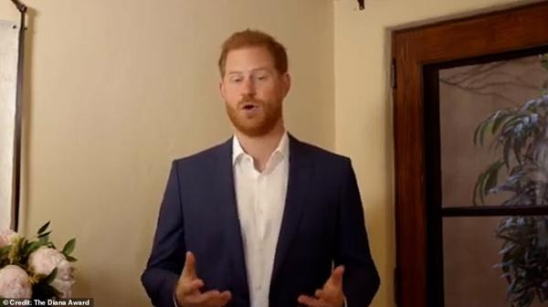 Hoàng tử Harry trong đoạn video mới đăng. Ảnh: The Diana Award.