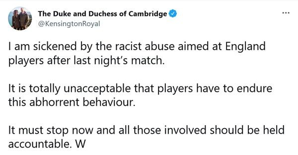 Cá nhân Hoàng tử William đã lên án hành động phân biệt chủng tộc nhằm vào các cầu thủ, và anh ký tên bằng chữ W. (Ảnh chụp màn hình). Cá nhân Hoàng tử William đã lên án hành động phân biệt chủng tộc nhằm vào các cầu thủ, và anh ký tên bằng chữ W. (Ảnh chụp màn hình).