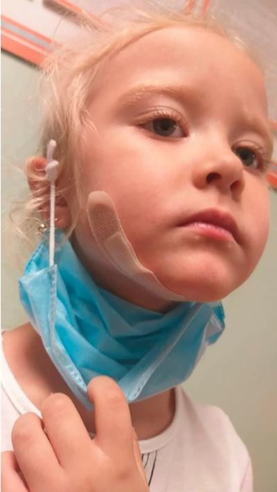 Viktoria đã được ra viện. Ảnh: East2West. Viktoria đã được ra viện. Ảnh: East2West.