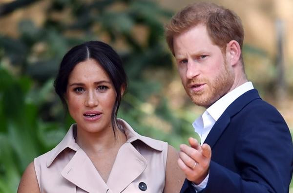 Harry sợ rằng Meghan sẽ phải chịu chung số phận như mẹ anh. Ảnh: EPA. Harry sợ rằng Meghan sẽ phải chịu chung số phận như mẹ anh. Ảnh: EPA.