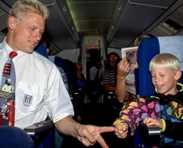 Trước trận Anh - Đan Mạch, Schmeichel "cha" đăng bức ảnh hai cha con. Ảnh: Peter Schmeichel. Trước trận Anh - Đan Mạch, Schmeichel "cha" đăng bức ảnh hai cha con. Ảnh: Peter Schmeichel.