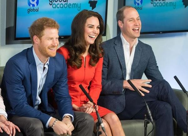 Kate luôn muốn William - Harry có mối quan hệ tốt. Ảnh: PA.