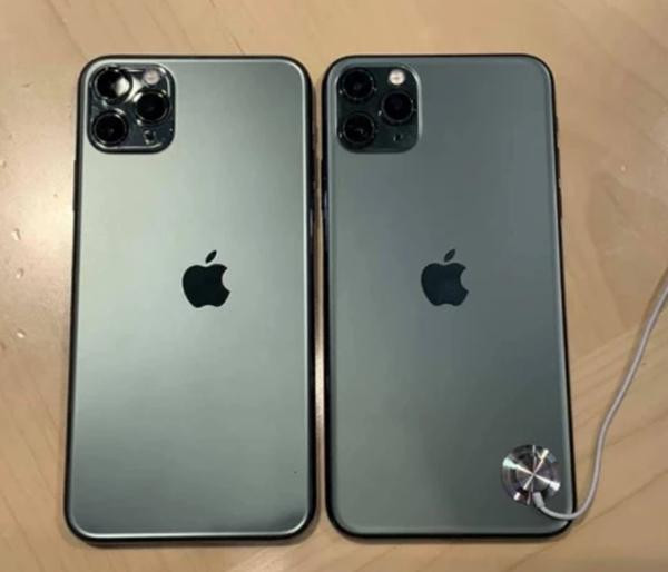 iPhone "lỗi" (bên trái) và iPhone bình thường. Ảnh: WOB.