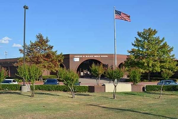 Trường Blalack. Ảnh: CFBISD.