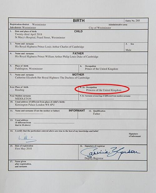 Giấy khai sinh của Louis, con út nhà William - Kate. Ảnh: Twitter.