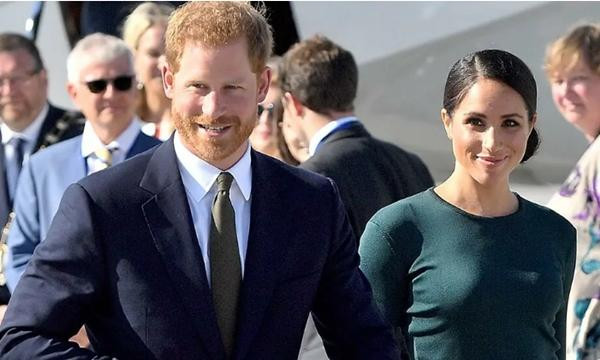 Hoàng gia Anh khẳng định họ không liên quan đến các dự án thương mại của nhà Harry - Meghan. Ảnh: Getty Images. Hoàng gia Anh khẳng định họ không liên quan đến các dự án thương mại của nhà Harry - Meghan. Ảnh: Getty Images.