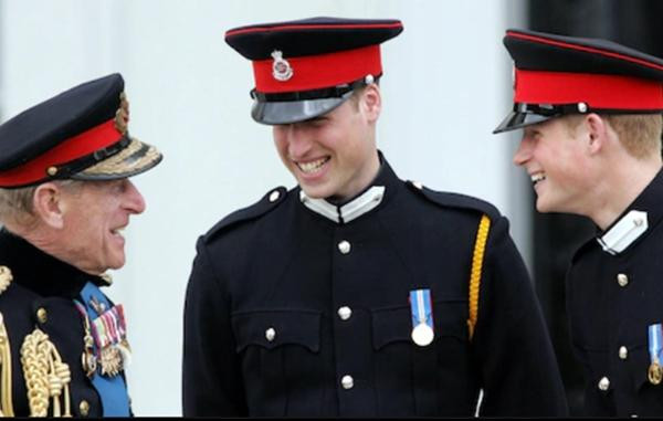 Hoàng thân Philip và William - Harry. Ảnh: Yahoo.