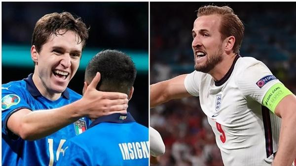 Nhiều thành viên của đội tuyển Anh gần như "năn nỉ" cổ động viên đừng la ó khi đội Ý hát quốc ca. Ảnh: Marca. Nhiều thành viên của đội tuyển Anh gần như "năn nỉ" cổ động viên đừng la ó khi đội Ý hát quốc ca. Ảnh: Marca.