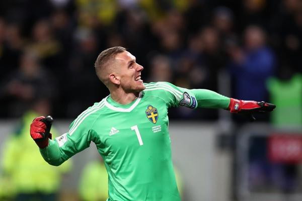 Robin Olsen. Ảnh: Talk Sport. Robin Olsen. Ảnh: Talk Sport.