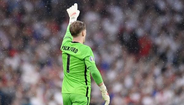 Pickford đã thi đấu rất xuất sắc trong trận chung kết. Ảnh: Planet Football. Pickford đã thi đấu rất xuất sắc trong trận chung kết. Ảnh: Planet Football.