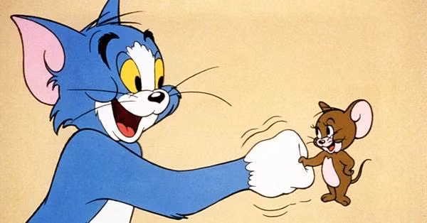 Có những người đùa rằng hẳn là chuột Jerry muốn xin lỗi mèo Tom. Ảnh: MeTV.