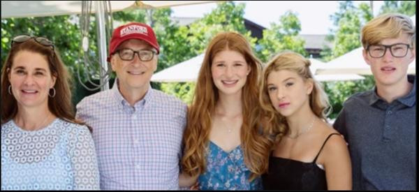 Gia đình Bill Gates khi còn hạnh phúc. Ảnh: Instagram. Gia đình Bill Gates khi còn hạnh phúc. Ảnh: Instagram.