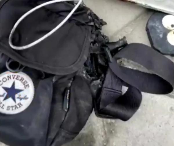 Túi cũng bị cháy. Ảnh: SCMP.