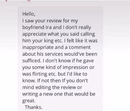 Tin nhắn rất dài của một người nhận là bạn gái của anh phục vụ. Ảnh: Antonia A.