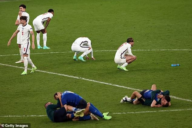 Nhiều người lại nhớ đến thời điểm đội Anh thua trận chung kết EURO 2020. Ảnh: Getty Images. Nhiều người lại nhớ đến thời điểm đội Anh thua trận chung kết EURO 2020. Ảnh: Getty Images.