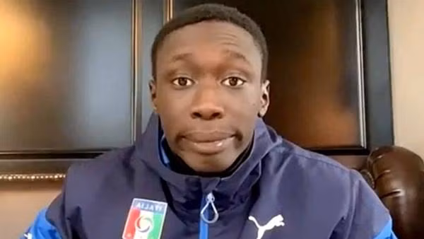 Khabane Lame cũng là một fan của CLB Juventus. Ảnh: Tazakhabaren.