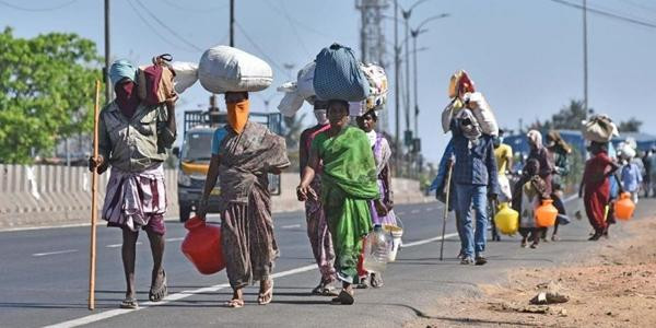 Nhiều người Nepal lao động ở Ấn Độ đã quay về nhà. Ảnh: ANI. Nhiều người Nepal lao động ở Ấn Độ đã quay về nhà. Ảnh: ANI.