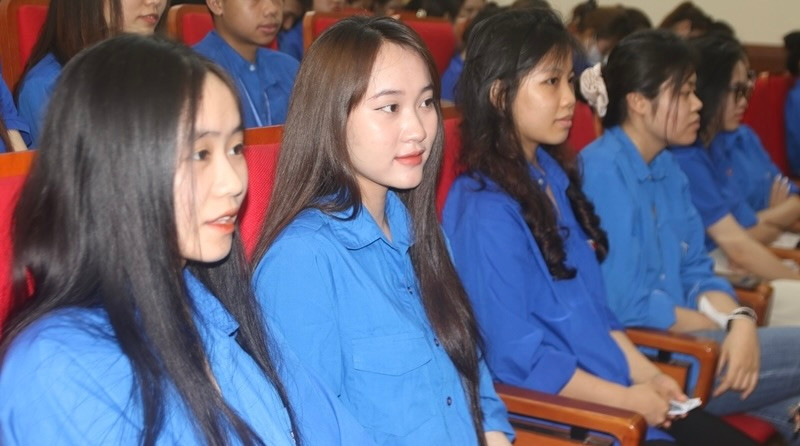 Các đại biểu tham dự chương trình