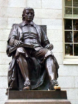 Tượng John Harvard