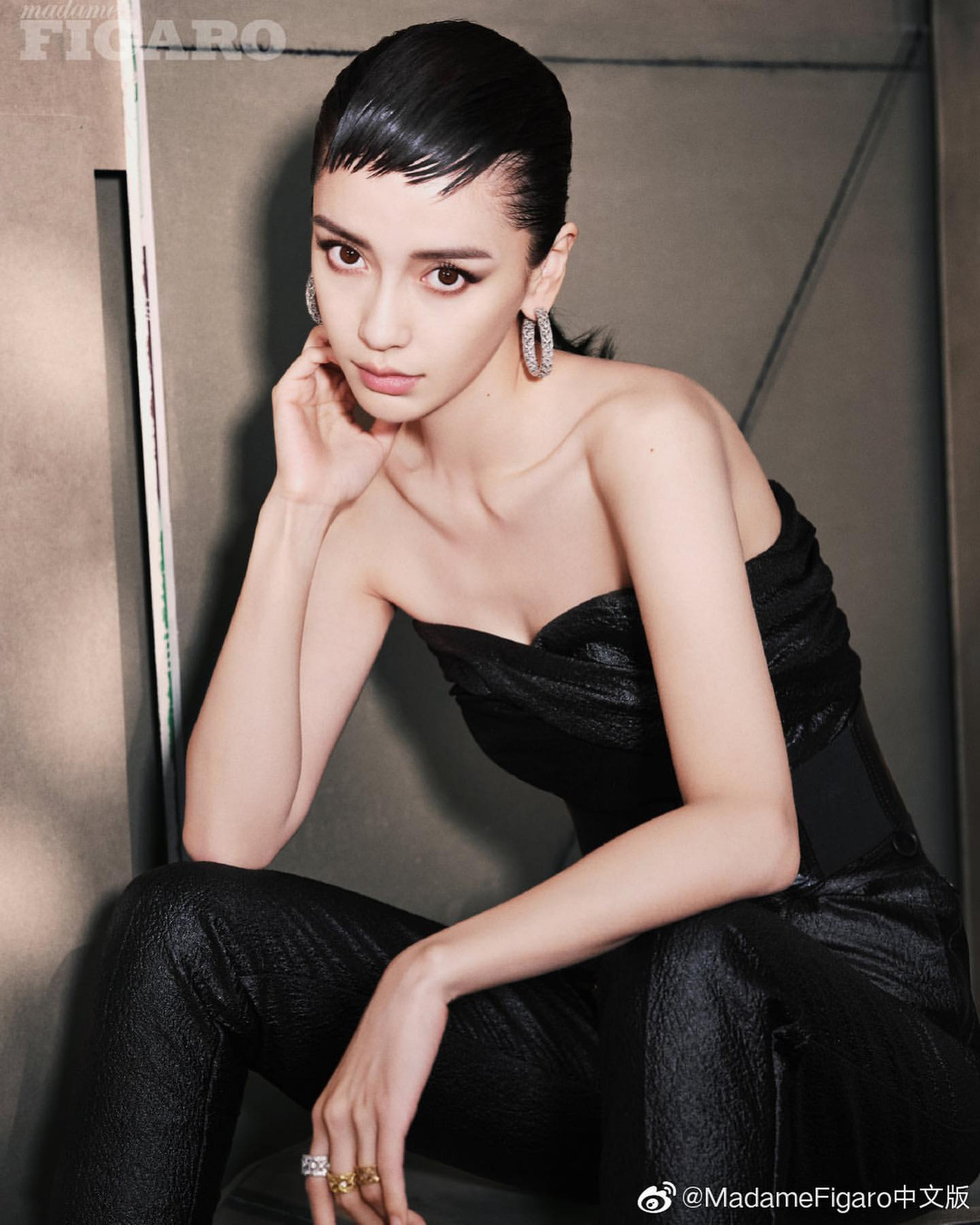 David Beckham tươi hết cỡ bên 'cô dâu' xinh đẹp Angelababy ảnh 15