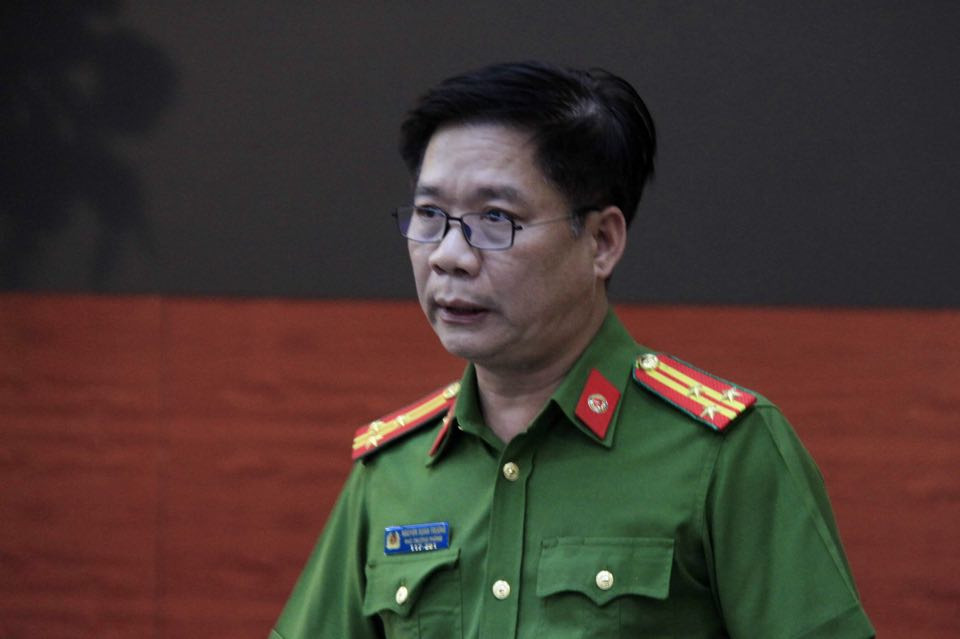 Nhà xưởng công ty Rạng Đông cháy do chập điện bóng đèn ảnh 2