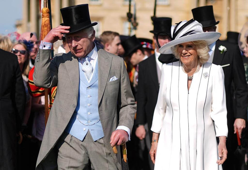 Vua Charles và Hoàng hậu Camilla tổ chức tiệc sân vườn tại Cung điện Buckingham, cách Harry không xa. Ảnh: Getty Images.