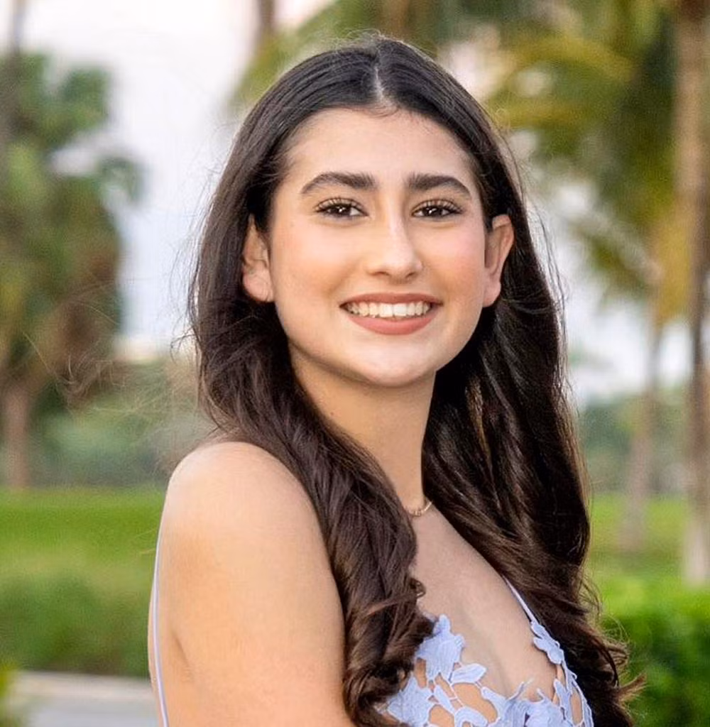Ella Riley Adler tử vong ở tuổi 15 trong vụ tai nạn trên biển. Ảnh: Ransom Everglades School.