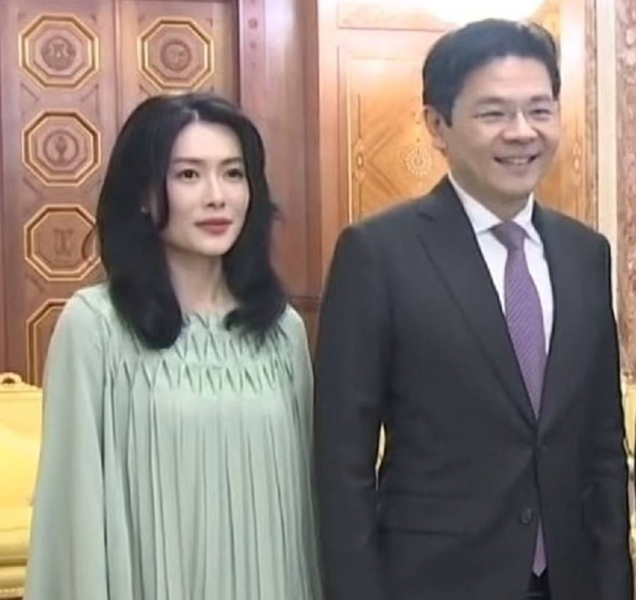 Vợ chồng tân Thủ tướng Singapore không có con chung. Vợ chồng tân Thủ tướng Singapore không có con chung.