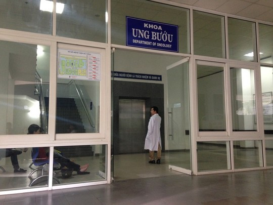 Tập dượt chuẩn bị đón ông Nguyễn Bá Thanh về nước trị bệnh ảnh 1