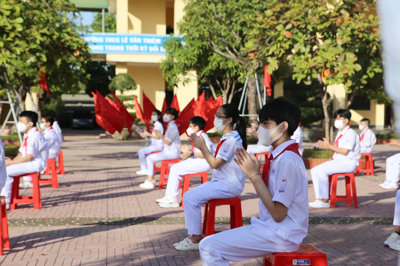 Sáng nay, 57/63 tỉnh, thành khai giảng năm học đặc biệt trong lịch sử giáo dục ảnh 9 Sáng nay, 57/63 tỉnh, thành khai giảng năm học đặc biệt trong lịch sử giáo dục ảnh 9