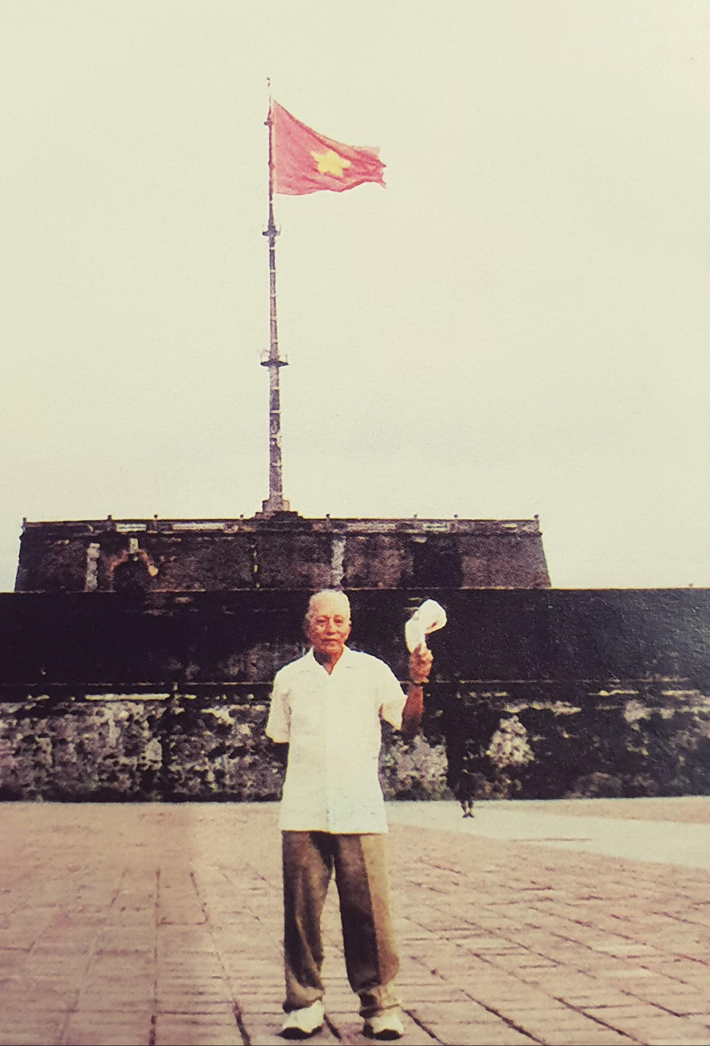 Ông Đặng Văn Việt về thăm Huế