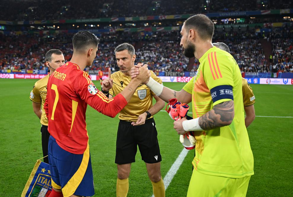  Thắng Italia, Tây Ban Nha độc chiếm ngôi đầu bảng B cùng tấm vé đi tiếp ảnh 13