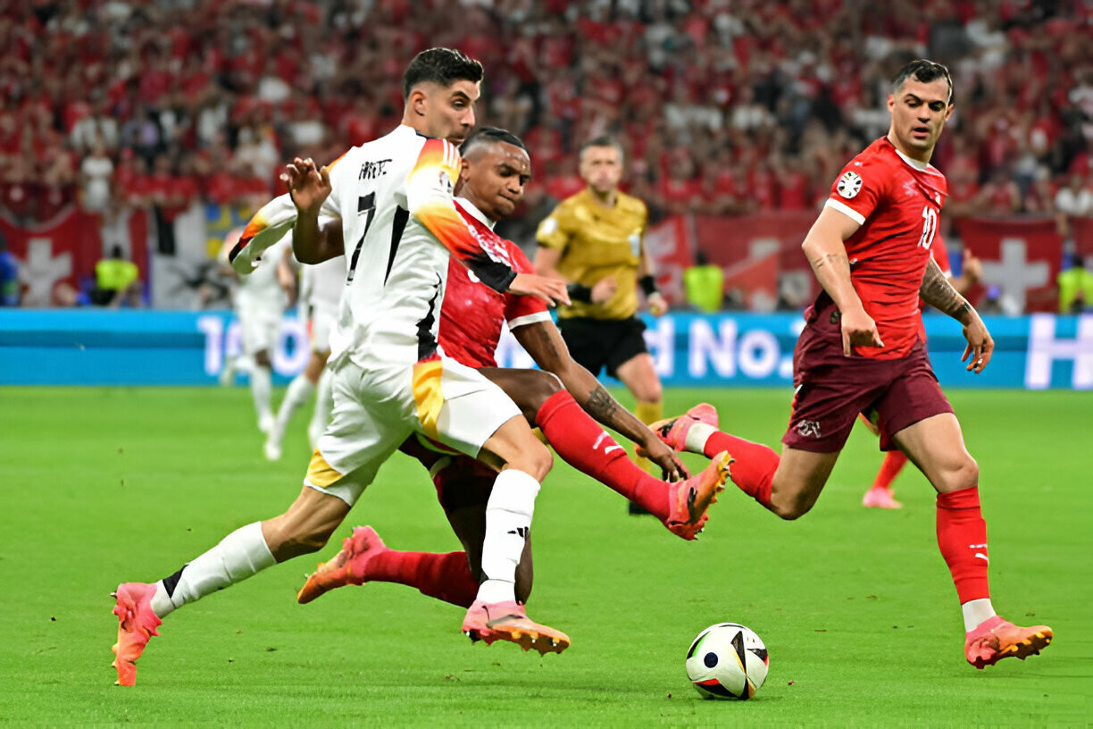 Gỡ hòa phút bù giờ, Đức hú vía giữ lại ngôi đầu bảng A trước Thụy Sỹ ảnh 23 Gỡ hòa phút bù giờ, Đức hú vía giữ lại ngôi đầu bảng A trước Thụy Sỹ ảnh 23