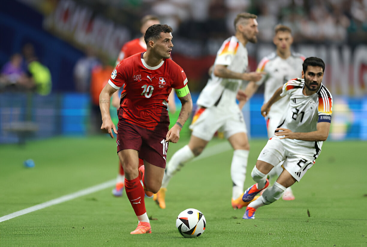 Gỡ hòa phút bù giờ, Đức hú vía giữ lại ngôi đầu bảng A trước Thụy Sỹ ảnh 20 Gỡ hòa phút bù giờ, Đức hú vía giữ lại ngôi đầu bảng A trước Thụy Sỹ ảnh 20