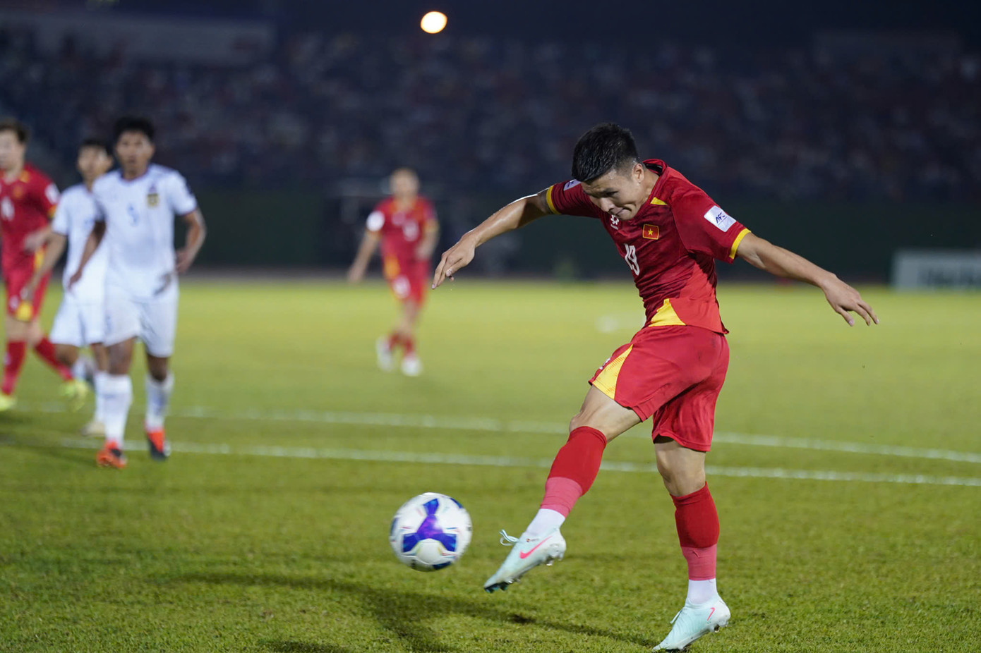 Đội tuyển Việt Nam đại phá Lào ảnh 34