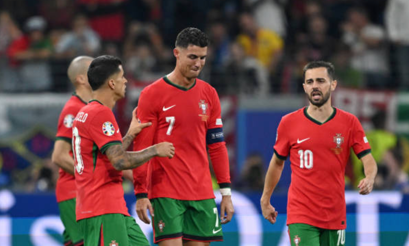 Thủ môn Diego Costa làm chuyện khó tin, Bồ Đào Nha loại Slovenia sau loạt luân lưu ảnh 30 Thủ môn Diego Costa làm chuyện khó tin, Bồ Đào Nha loại Slovenia sau loạt luân lưu ảnh 30