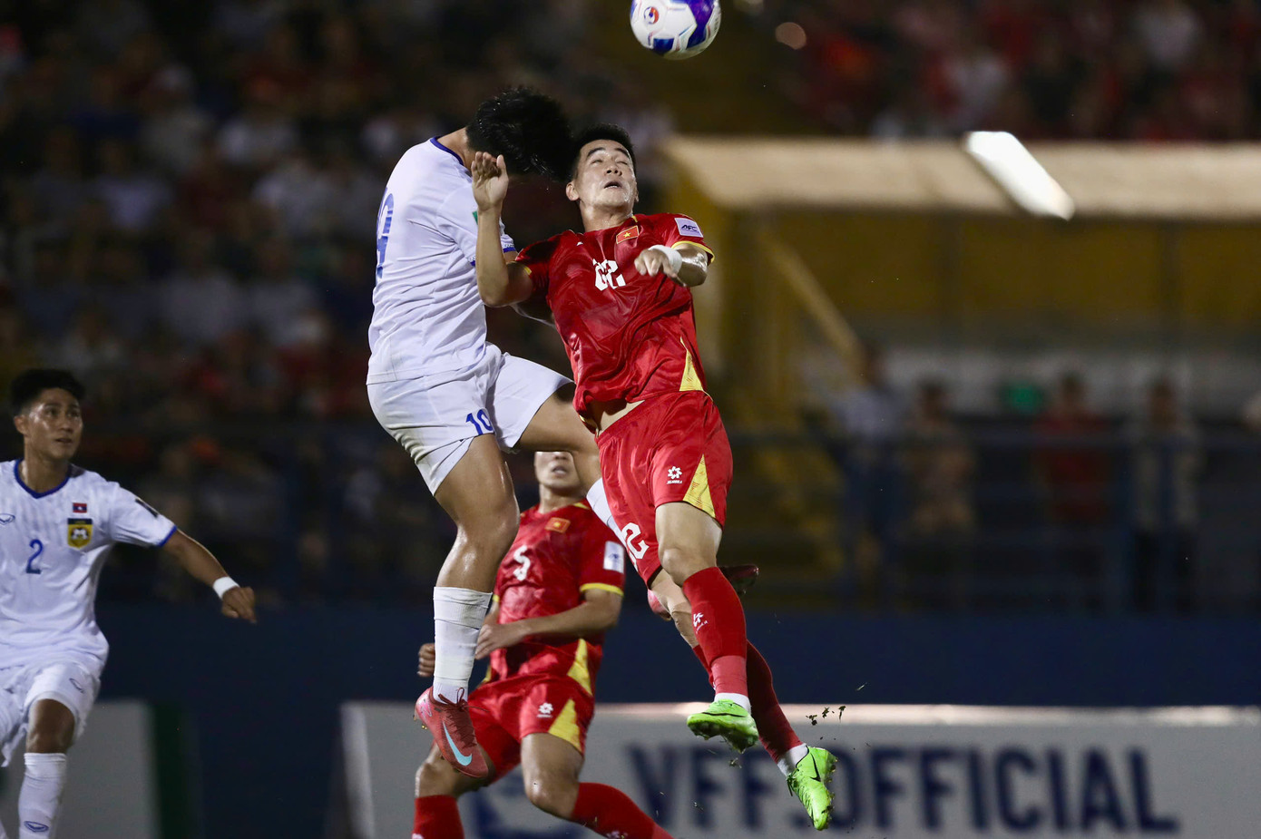 Đội tuyển Việt Nam đại phá Lào ảnh 16