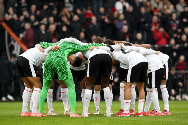 Salah đưa Liverpool vượt ải Bournemouth ảnh 13