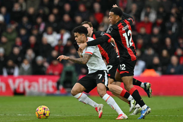 Salah đưa Liverpool vượt ải Bournemouth ảnh 22