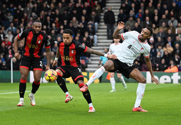 Salah đưa Liverpool vượt ải Bournemouth ảnh 21