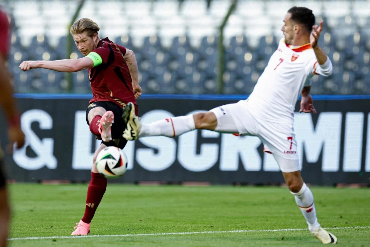De Bruyne thay Hazard làm đầu tàu tuyển Bỉ ở EURO 2024. De Bruyne thay Hazard làm đầu tàu tuyển Bỉ ở EURO 2024.