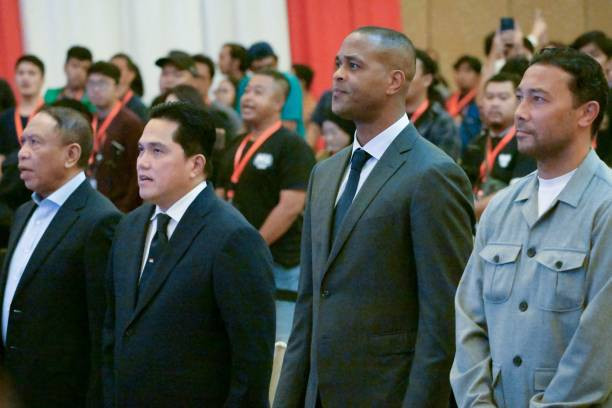 Kluivert trong ngày ra mắt PSSI. Kluivert trong ngày ra mắt PSSI.