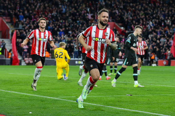 Liverpool thắng Southampton nhờ cú 'đúp' của Salah ảnh 15 Liverpool thắng Southampton nhờ cú 'đúp' của Salah ảnh 15