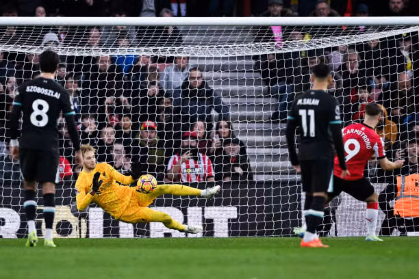 Liverpool thắng Southampton nhờ cú 'đúp' của Salah ảnh 13 Liverpool thắng Southampton nhờ cú 'đúp' của Salah ảnh 13