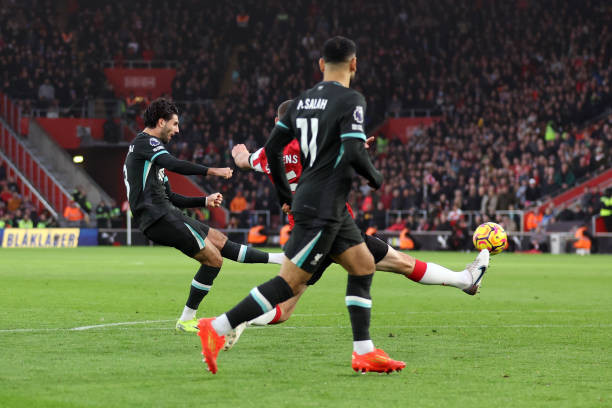 Liverpool thắng Southampton nhờ cú 'đúp' của Salah ảnh 11 Liverpool thắng Southampton nhờ cú 'đúp' của Salah ảnh 11