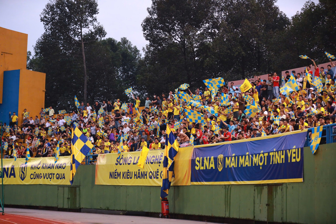 SLNA trắng tay trên sân Bình Dương, nguy cơ để SHB Đà Nẵng bám đuổi ảnh 8