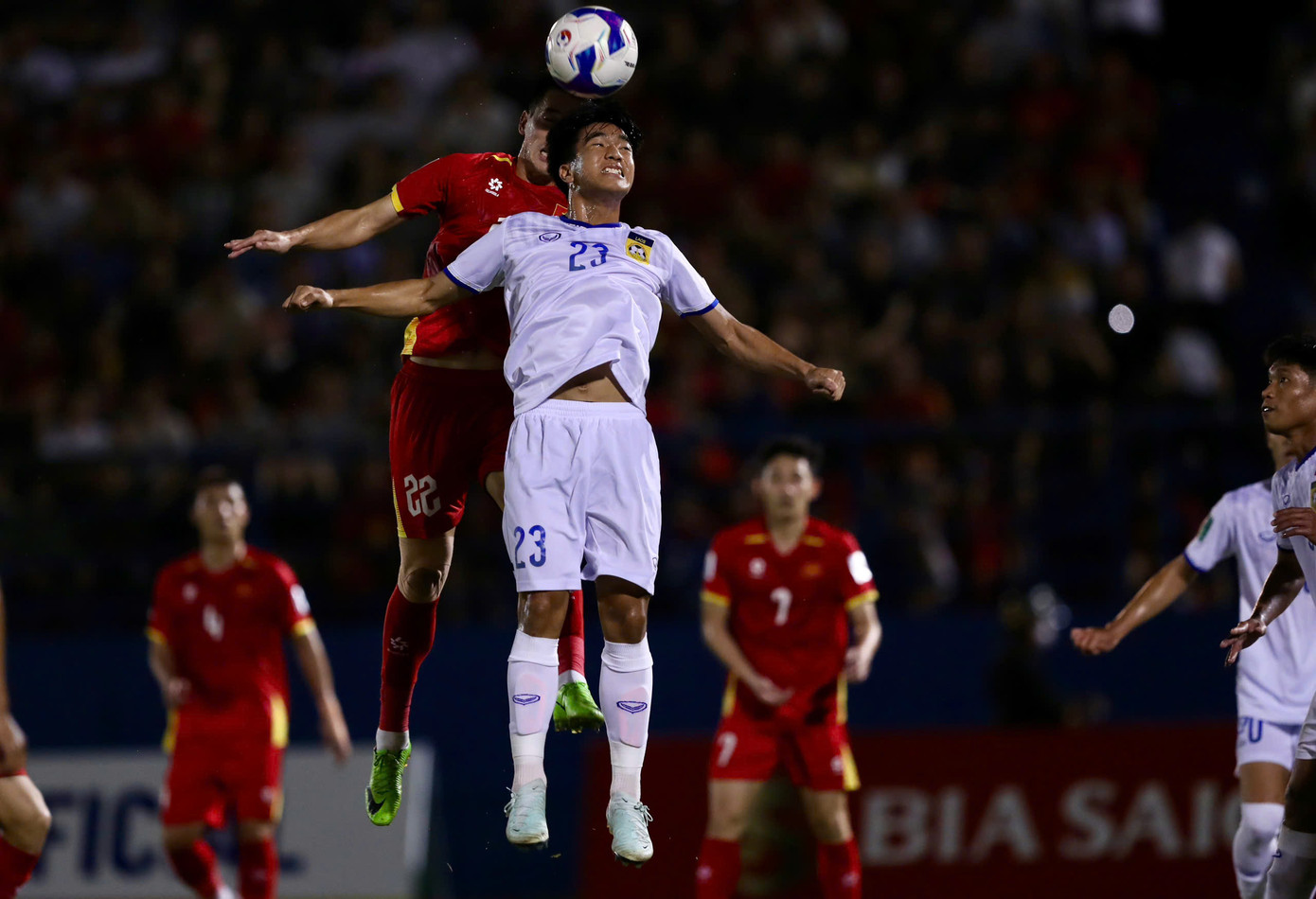 Đội tuyển Việt Nam đại phá Lào ảnh 32