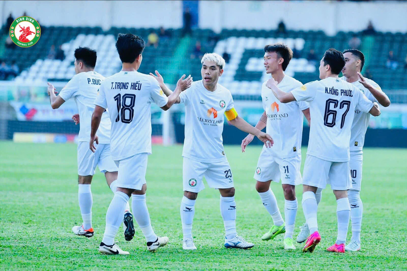 HAGL chia điểm với Bình Định trên sân Pleiku ảnh 11