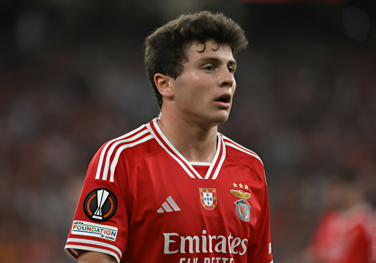 Sau mùa 2023/24, Neves thành hiện tượng, được nhiều ông lớn tại châu Âu săn đón. MU và Arsenal được cho đã gửi đề nghị mua Neves với giá trên 100 triệu euro, song Benfica muốn đợi đến hết EURO 2024. Nếu Neves tỏa sáng cùng Bồ Đào Nha, giá trị chuyển nhượng của anh dự đoán sẽ còn tăng vọt.