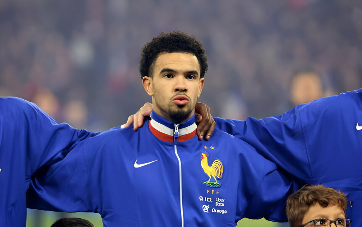 Màn trình diễn của Zaire-Emery trong mùa 2023/24, ghi 3 bàn và có 7 kiến tạo sau 43 trận ra sân, đủ để thuyết phục HLV Didier Deschamps điền tên anh vào đội hình Pháp. Tại EURO 2024, Zaire-Emery khó chen chân vào đội hình chính. Thay vào đó, vai trò phù hợp cho sao PSG là làm quân cờ chiến lược của HLV Deschamps.